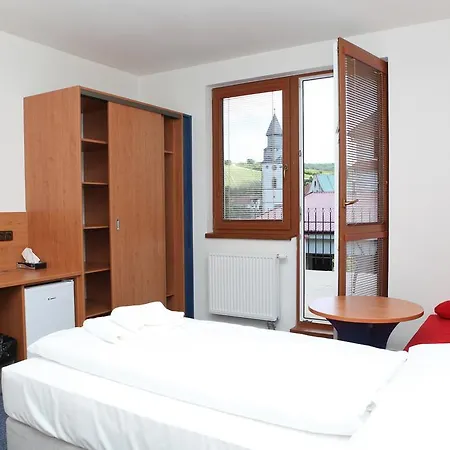 - Hotel Kurdějov